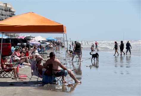 Thousands Headed To Galveston As Beaches Reopened Over The Weekend