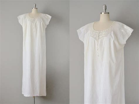 1800s Victorian Dress Victorian Off White Cotton An Gem