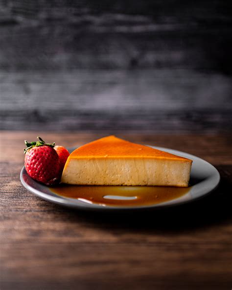 Flan de baunilha cream cheese é fácil de fazer confira o passo a