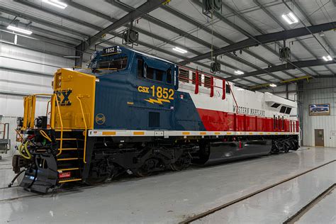 CSX Unveils Western Maryland Heritage Locomotive - CSX.com