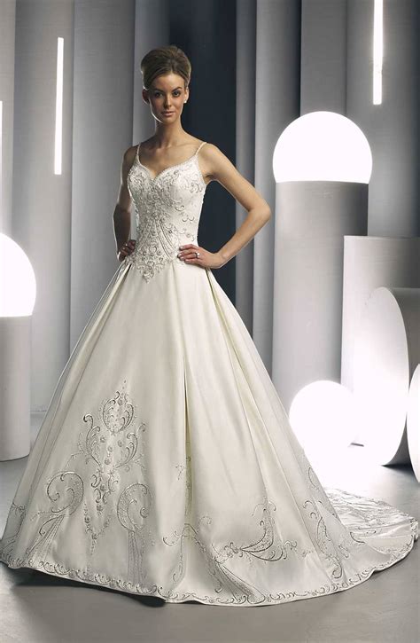 20 Superb Strapless Wedding Dresses Ideas Wohh Wedding