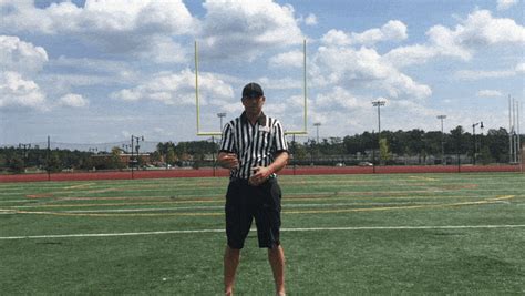 Complete Guide To Referee Signals In American Football 2022