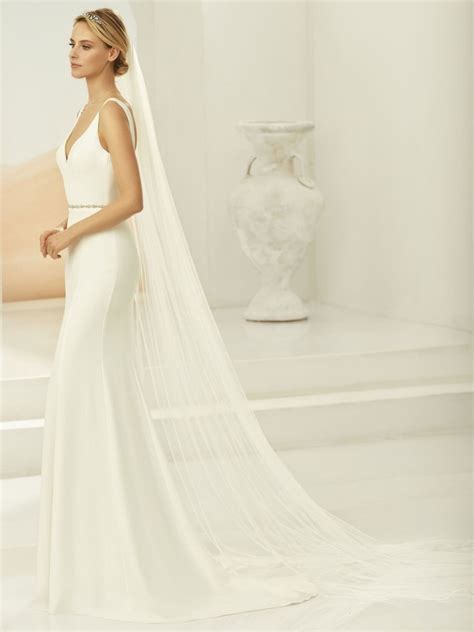 Bianco Ivory Single Tier Satin Edge Chapel Veil S