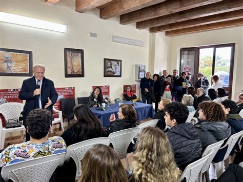 Palermo Ricorda Luccisione Di Peppino Impastato Lagalla Riuscito A