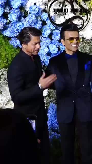 જઓ Shahrukh Khanએ Anand Panditન દકરન Wedding Reception શ કરય