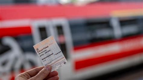 Verkehr Gro E Nachfrage Nach Euro Tickets In M Nchen Und N Rnberg