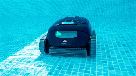 Les robots de piscine sans fil Voici l innovation 2023 à ne pas rater