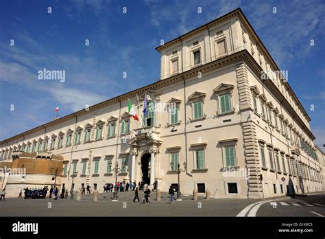 Palazzo Quadrato Del Quirinale Immagini E Fotografie Stock Ad Alta