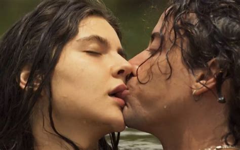 Pantanal Beija O De Jove E Juma Faz Novela Das Nove Virar Sexy Hot