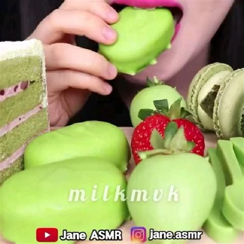 Pin By Mukbang On Sizin Pinleriniz In Food Vids Asmr Rainbow Food