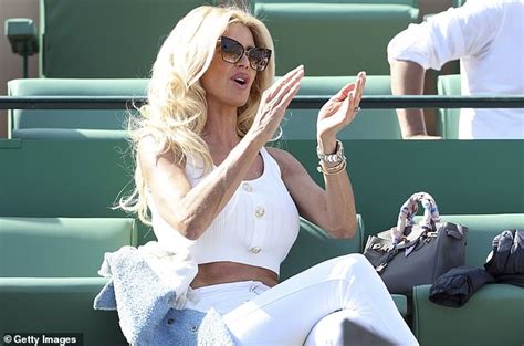 Victoria Silvstedt Flashes Her Abs In A White Crop Top And Skinny Jeans