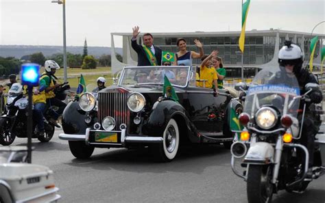 TSE proíbe Bolsonaro de usar imagens do 7 de setembro em propaganda