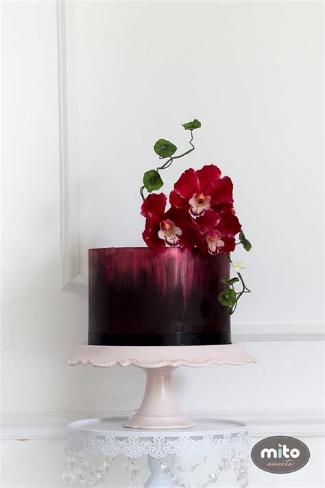 Naked Ganache Cake Decorated Cake By Mito Sweets Cakesdecor