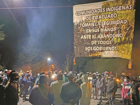 Autodefensas Frente A Mafia Del Aguacate En Michoac N