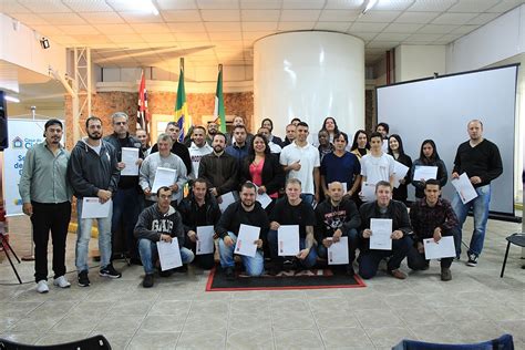 Profissionais Recebem Certificado Em Cerim Nia Na Casa Do Cidad O