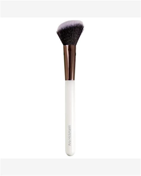 Riachuelo Contour And Blush Brush Pincel Para Contorno E Blush Ana