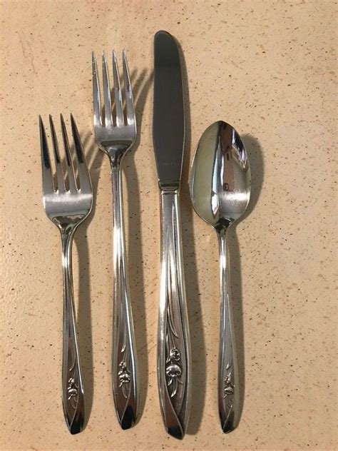 1956 Silver Tulip Silver Plate 4 Pc Place Setting International