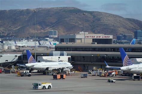 United Airlines Flight Turns Around Due To Disruptive Passenger