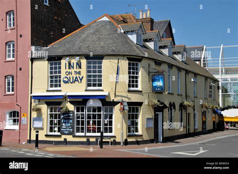 Inn On The Quay Stock Photo Alamy