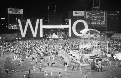 The Who Performing At Shea Stadium 1982 R Thewho