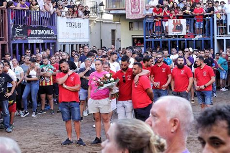 Almassora Cuelga El No Hay Billetes En Una Tarde De Toros De Alta