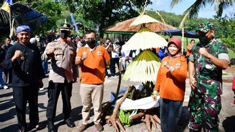 Prosesi Ngabumi Situs Cagar Budaya Pulo Majeti Banjar Di Saksikan Wagub