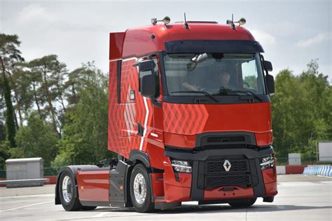 Le Renault Trucks Tck Evolution Se Dévoile Le 8 Juillet Transportmedia