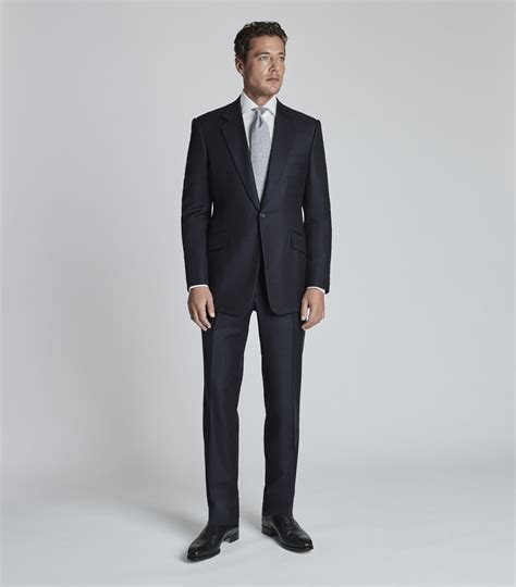 Tailored Suits London Mens Fitted Suits Huntsman Savile Row