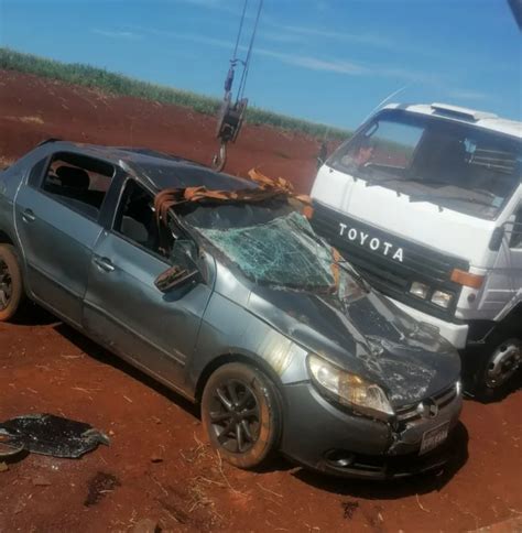 Intent Esquivar Un Bache Y Termin Volcando Su Veh Culo En L Nea