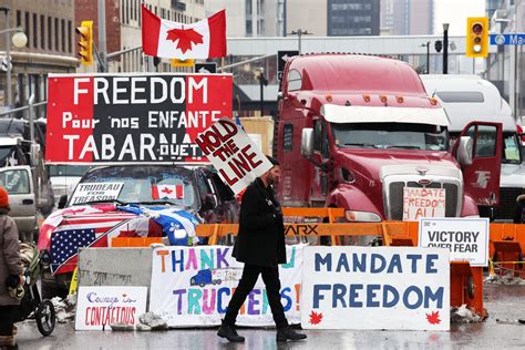 The Canadian trucker convoy protest is an unpopular uprising - Vox