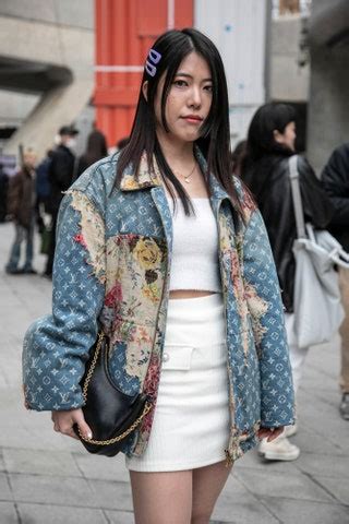 Korean Street Fashion Took the Spotlight at Seoul Fashion Week 2023 Fall/Winter | Teen Vogue