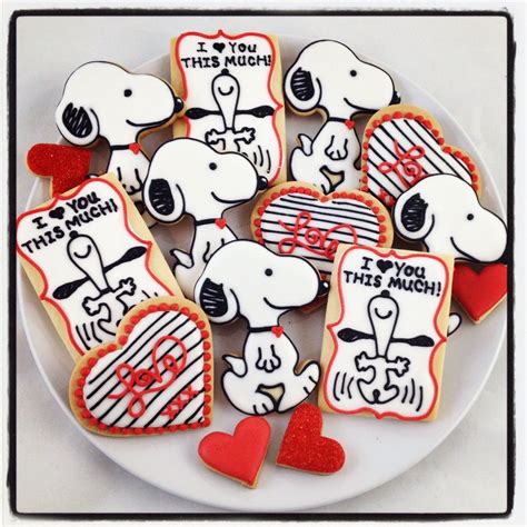 Pin By Whoo S Bakery On Love Cookies Valentine Cookies Sugar