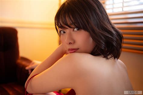 Graphis First Gravure 初脱ぎ娘 No 163 Hinata Koizumi 小泉ひなた 72P 美图316