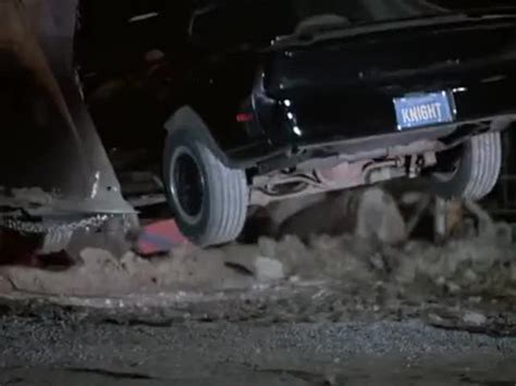 Yarn Kitt Michael Knight Rider 1982 S03e14 Junk Yard Dog