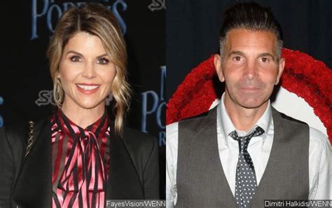 Lori Loughlin And Husband Slapped With New Bribery Charges In College