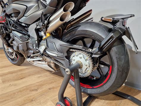 Verleihmotorrad MV Agusta Brutale 1000 RR vom Händler Motorrad