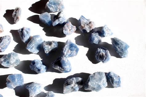 Calcite Azul Em Bruto Mohs Cristais