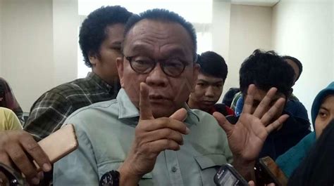 Dukung Mohamad Taufik Pindah Ke Nasdem Desmond Dia Tidak Berguna Di