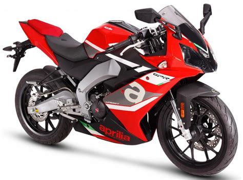 Aprilia Rs Yamaha R Rival Spotted In India Launch Later This Year