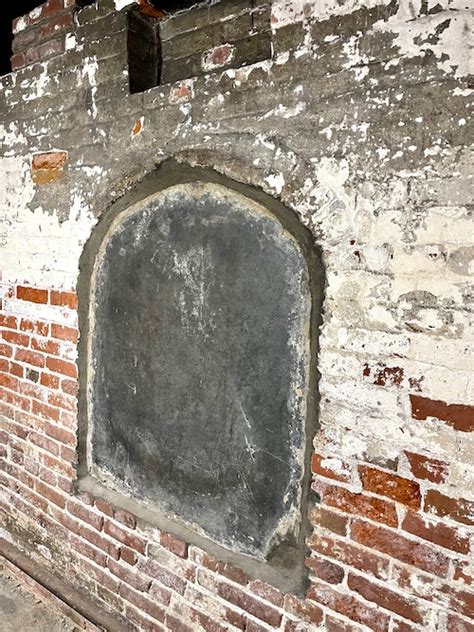 Boston Tours Heres How To Tour Underground Crypt At Old North Church