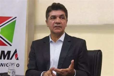 Prefeito De Crici Ma Sc Diz N O Tolerar Viadagem E Demite Professor Gay Que Exibiu Clipe De