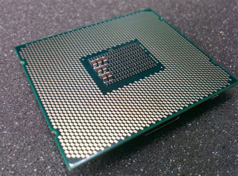 Intel's Broadwell-EP Xeon E5-2698 V4 Processor Benchmarked - Powered by ...