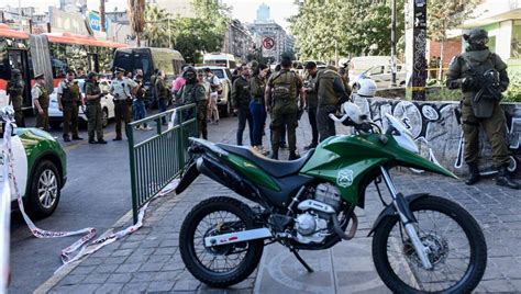 Santiago carabinero da muerte a delincuente que le quitó su arma de