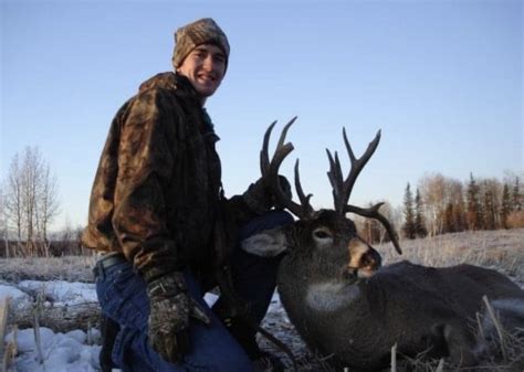Alberta Whitetail Deer Hunting Outfitters Whitetail Hunting Guides