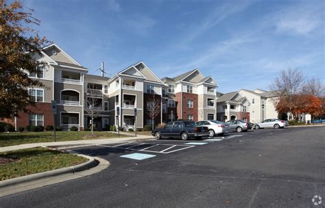 Dobbins Hill Apartment Homes Rentals Chapel Hill Nc