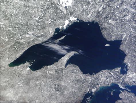 Lake Superior Experiences Minimal Ice Cover This Winter Wtip