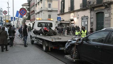 Campania 6 Mila Incidenti Stradali 12 Mila Feriti E 250 Morti Nel