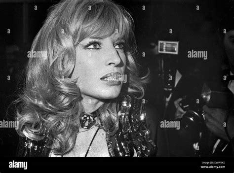 Filmstar 1960s Hi Res Stock Photography And Images Alamy