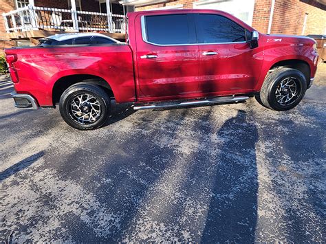 2019 Chevrolet Silverado 1500 20x10 American Truxx Wheels 275 60R20