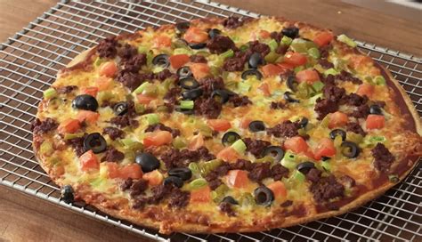 A Flavorful Fiesta: Mexican Pizza – Recipe quick and easy